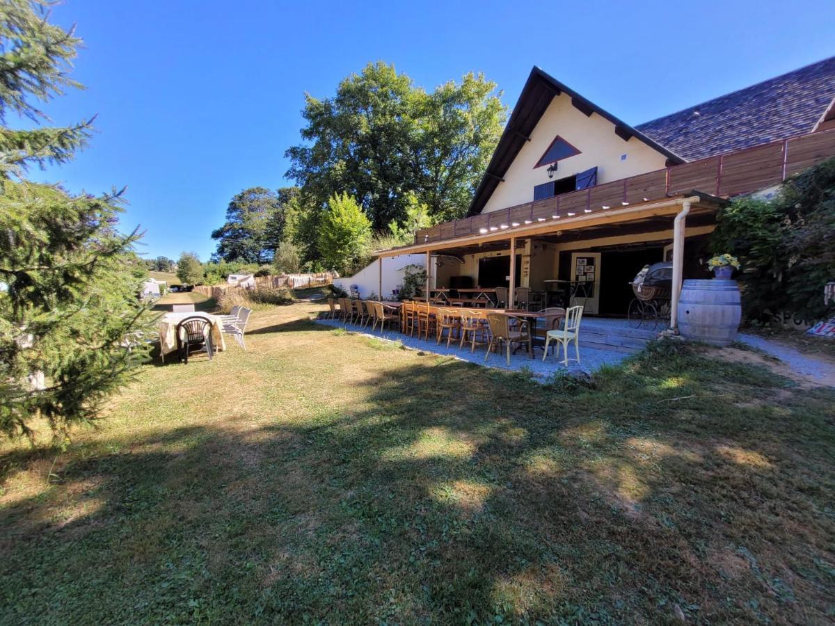 Stacaravan 6 Persoons - Camping Le Soustran Neuvic  Zewnętrze zdjęcie