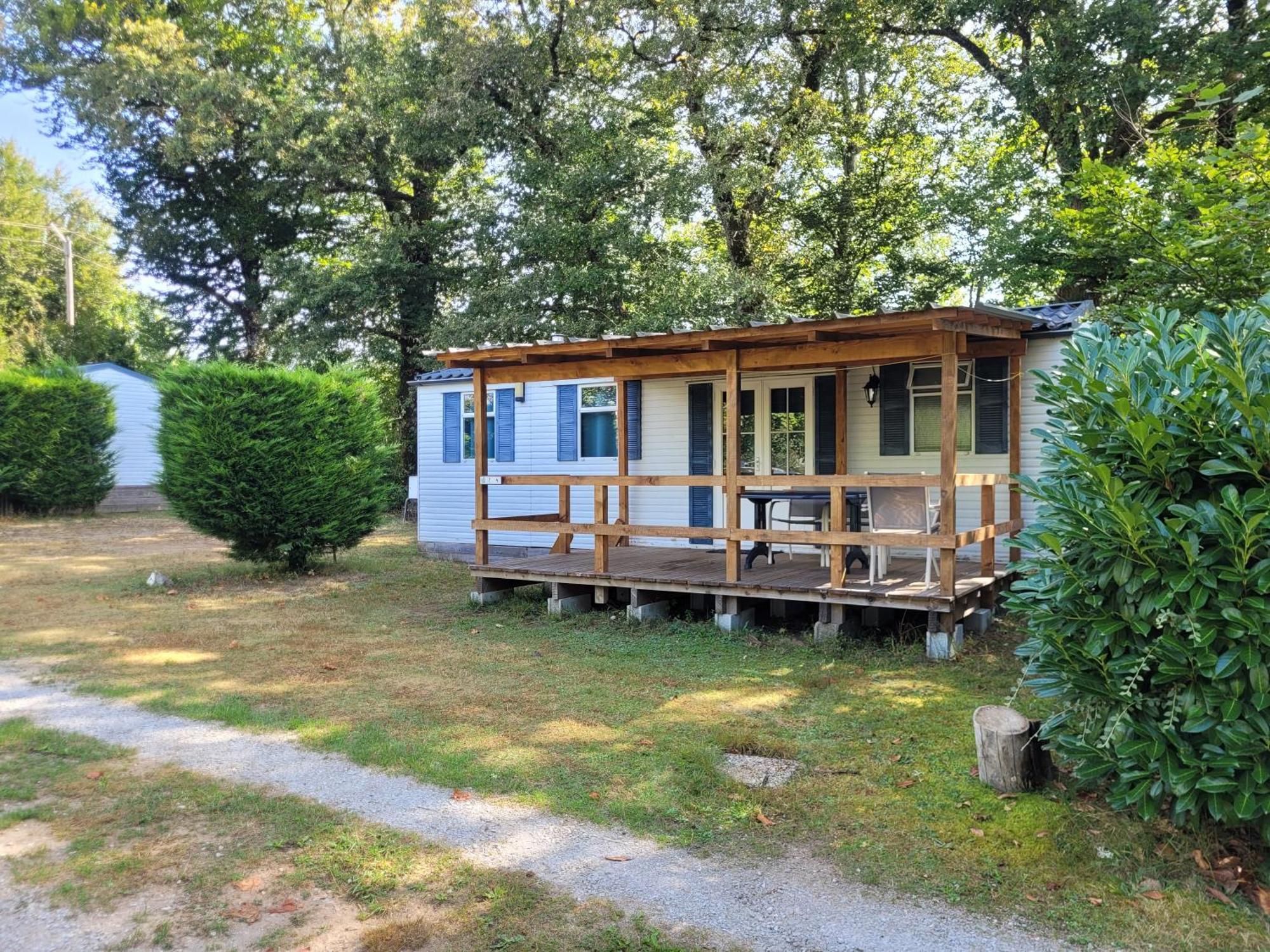 Stacaravan 6 Persoons - Camping Le Soustran Neuvic  Zewnętrze zdjęcie